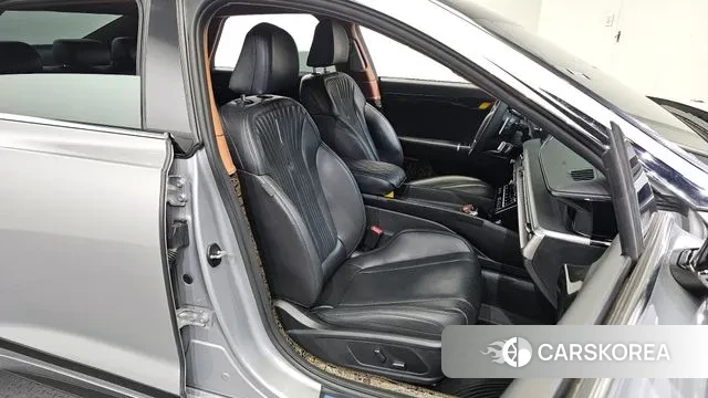 Hyundai Grandeur (GN7) 2023 Серебристо-серый из Кореи, фото 3