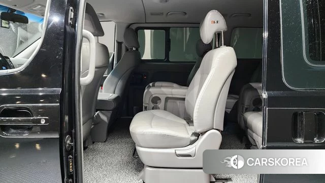 Hyundai The New Grand Starex 2018 Черный из Кореи, фото 3