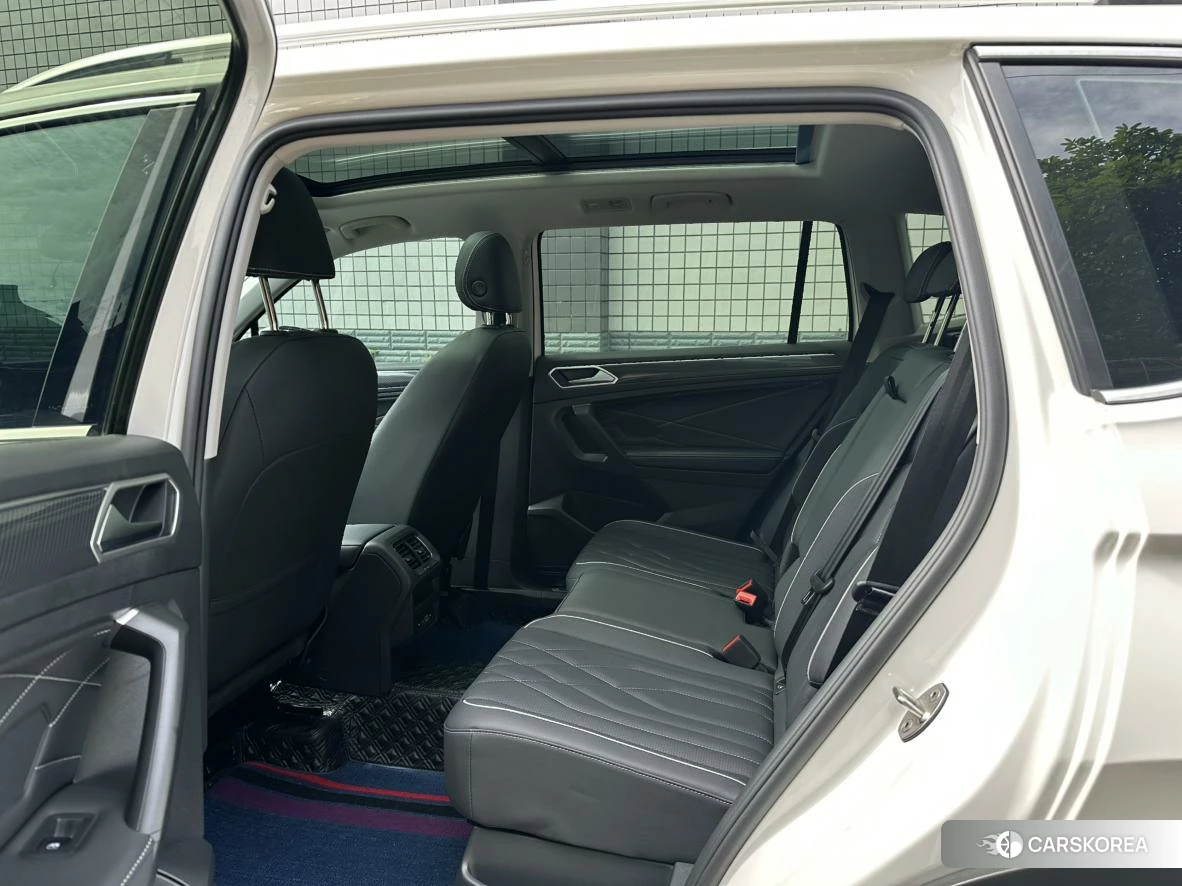 Volkswagen Tiguan L 2021 Белый из Китая, фото 3