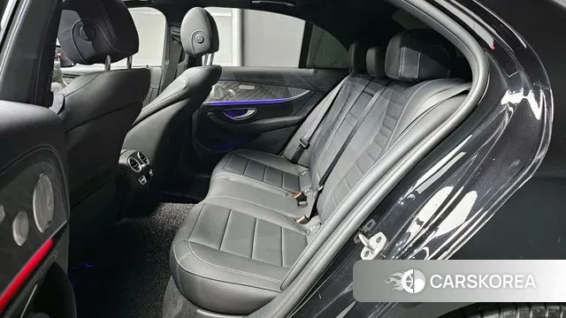 Mercedes-Benz E-Class W213 2023 Серый из Кореи, фото 3