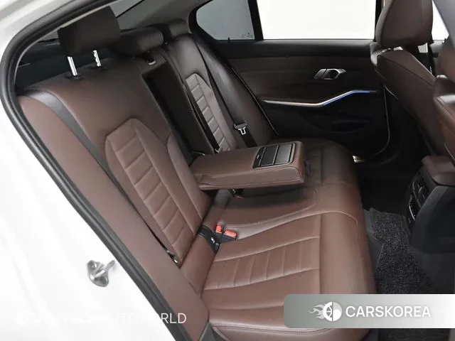 BMW 3 Series (G20) 2022 Белый из Кореи, фото 3