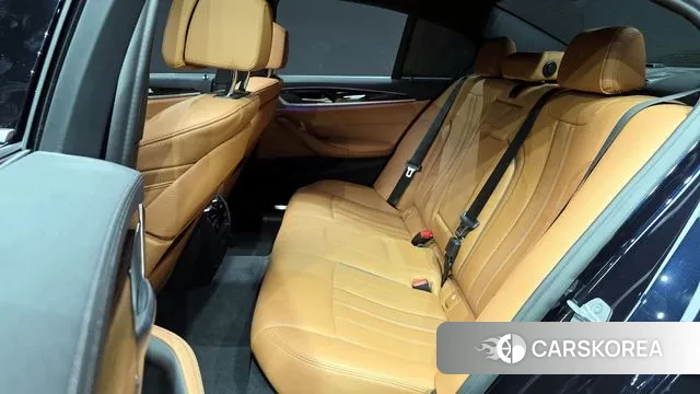 BMW 5 Series (G30) 2021 Черный из Кореи, фото 3