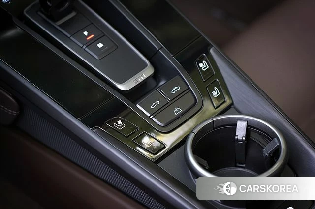 Porsche 911(992) 2023 Серебристо-серый из Кореи, фото 3