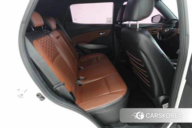 Ssangyong Tivoli Armor 2018 Белый двухцветный из Кореи, фото 3