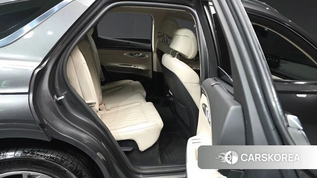 Genesis GV70 2023 Серый из Кореи, фото 3