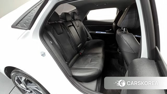 Hyundai The New Avante (CN7) 2025 Белый из Кореи, фото 3