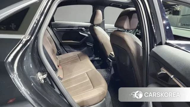 Audi A3 (8Y) 2025 Черный из Кореи, фото 3