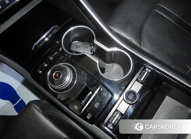 Kia K5 3rd generation 2021 Серебряный из Кореи, фото 3