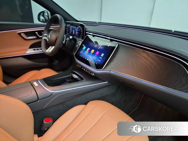 Mercedes-Benz E-Class W214 2026 Белый из Кореи, фото 3