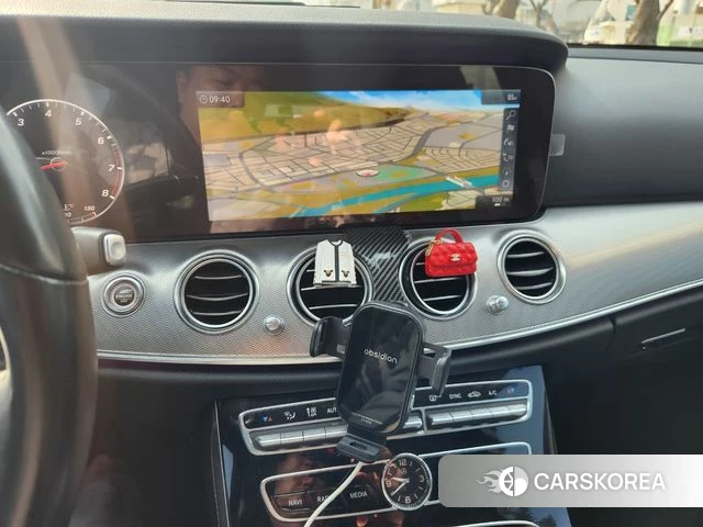 Mercedes-Benz E-Class W213 2019 Белый из Кореи, фото 3