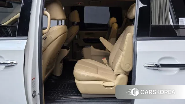 Kia The New Carnival 2019 Белый из Кореи, фото 3