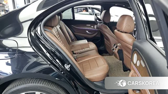 Mercedes-Benz E-Class W213 2020 Черный из Кореи, фото 3