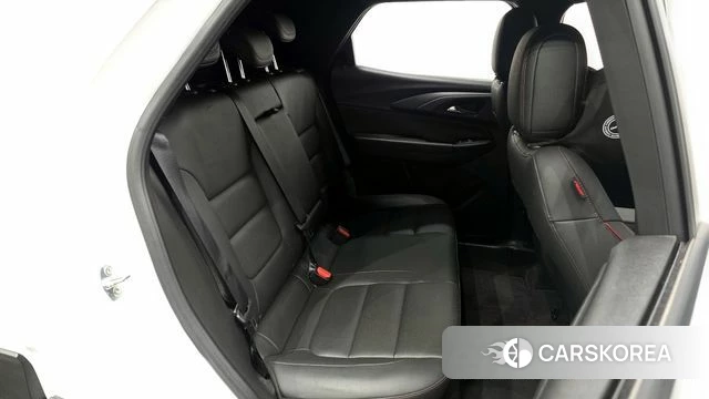 Chevrolet (GM Daewoo) Trailblazer 2021 Белый из Кореи, фото 3