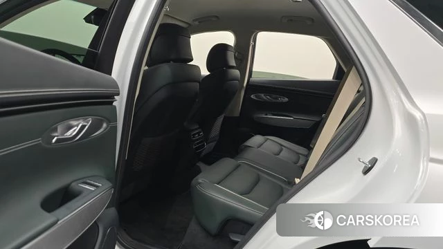 Genesis Electrified GV70 2023 Белый из Кореи, фото 3