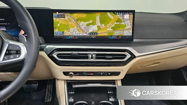 BMW 3 Series (G20) 2023 Белый из Кореи, фото 3