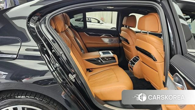 BMW 7 Series (G11) 2021 Черный из Кореи, фото 3