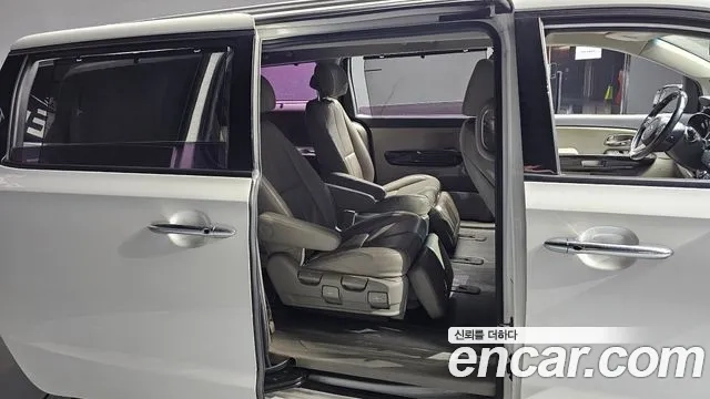 Kia The New Carnival 2019 Серый из Кореи, фото 3