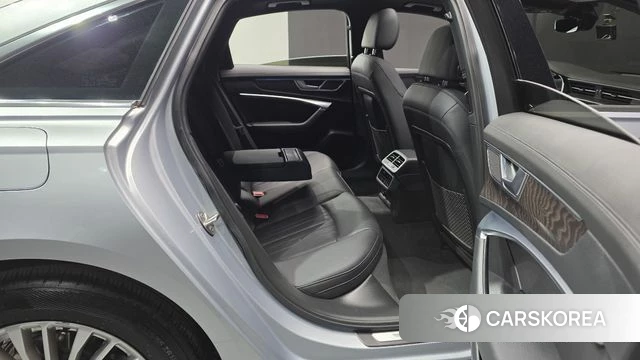 Audi A6 (C8) 2021 Серый из Кореи, фото 3