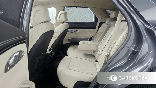 Genesis GV70 2021 Серый из Кореи, фото 3