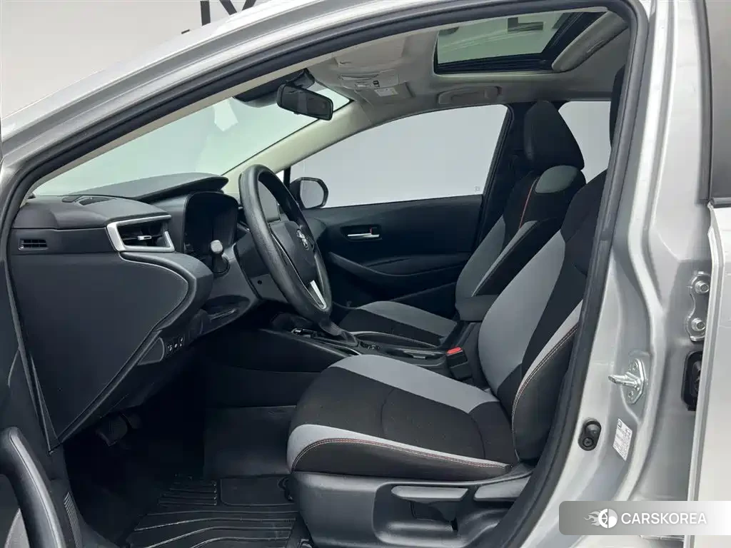 Toyota Corolla 2023 Silver/gray из Китая, фото 3