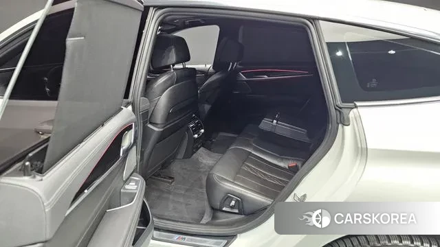 BMW 6 Series GT (G32) 2022 Белый из Кореи, фото 3