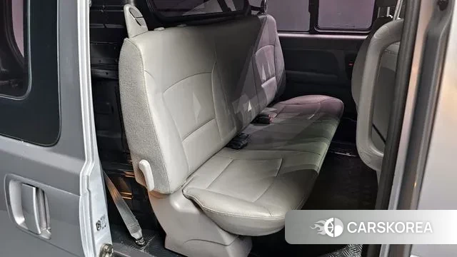 Hyundai The New Grand Starex 2019 Серебристо-серый из Кореи, фото 3