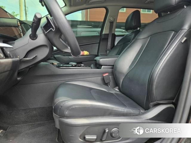 Kia Sportage 5th Generation Hybrid 2021 Черный из Кореи, фото 3