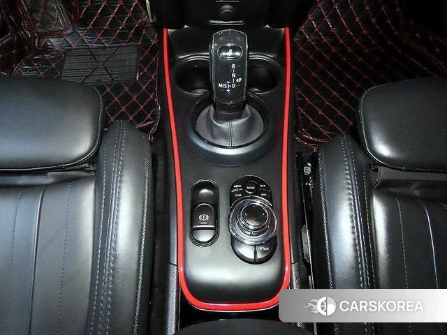 Mini Cooper S Countryman 2023 Зеленый из Кореи, фото 3