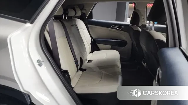 Kia Sportage 5th Generation Hybrid 2022 Белый из Кореи, фото 3