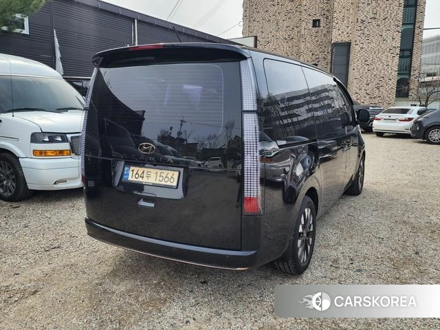 Hyundai Staria 2021 Черный из Кореи, фото 3