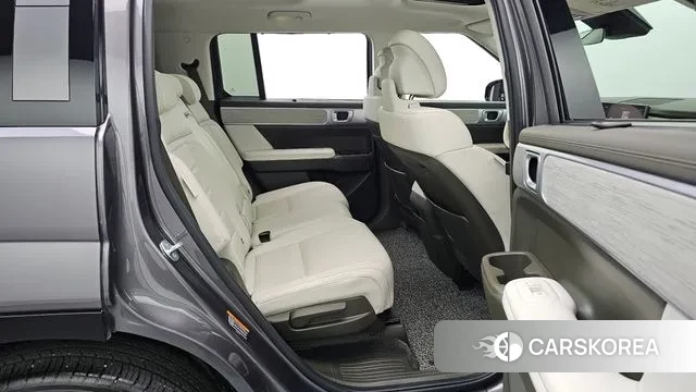 Hyundai Santa Fe (MX5) 2023 Серый из Кореи, фото 3