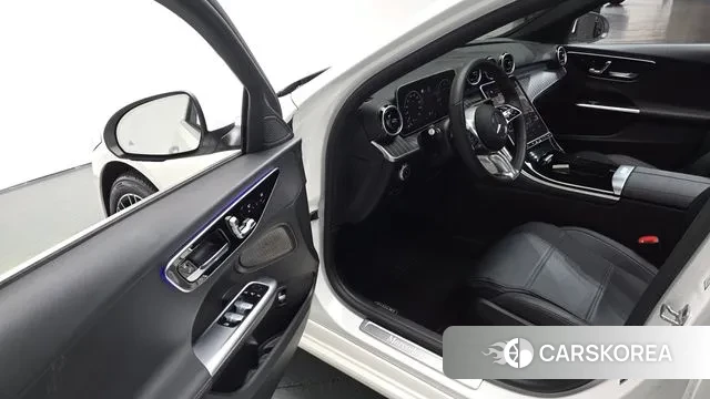 Mercedes-Benz C-Class W206 2024 Белый из Кореи, фото 3