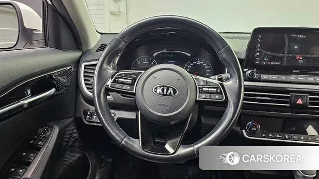 Kia Seltos 2019 Белый из Кореи, фото 3