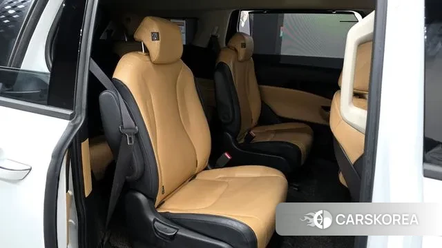 Kia Carnival 4th generation 2023 Белый из Кореи, фото 3