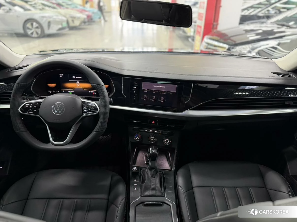 Volkswagen Passat 2021 Черный из Китая, фото 3