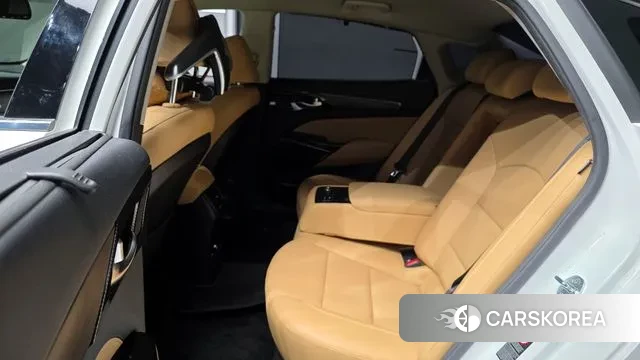 Kia K7 Premier Hybrid 2020 Белый из Кореи, фото 3