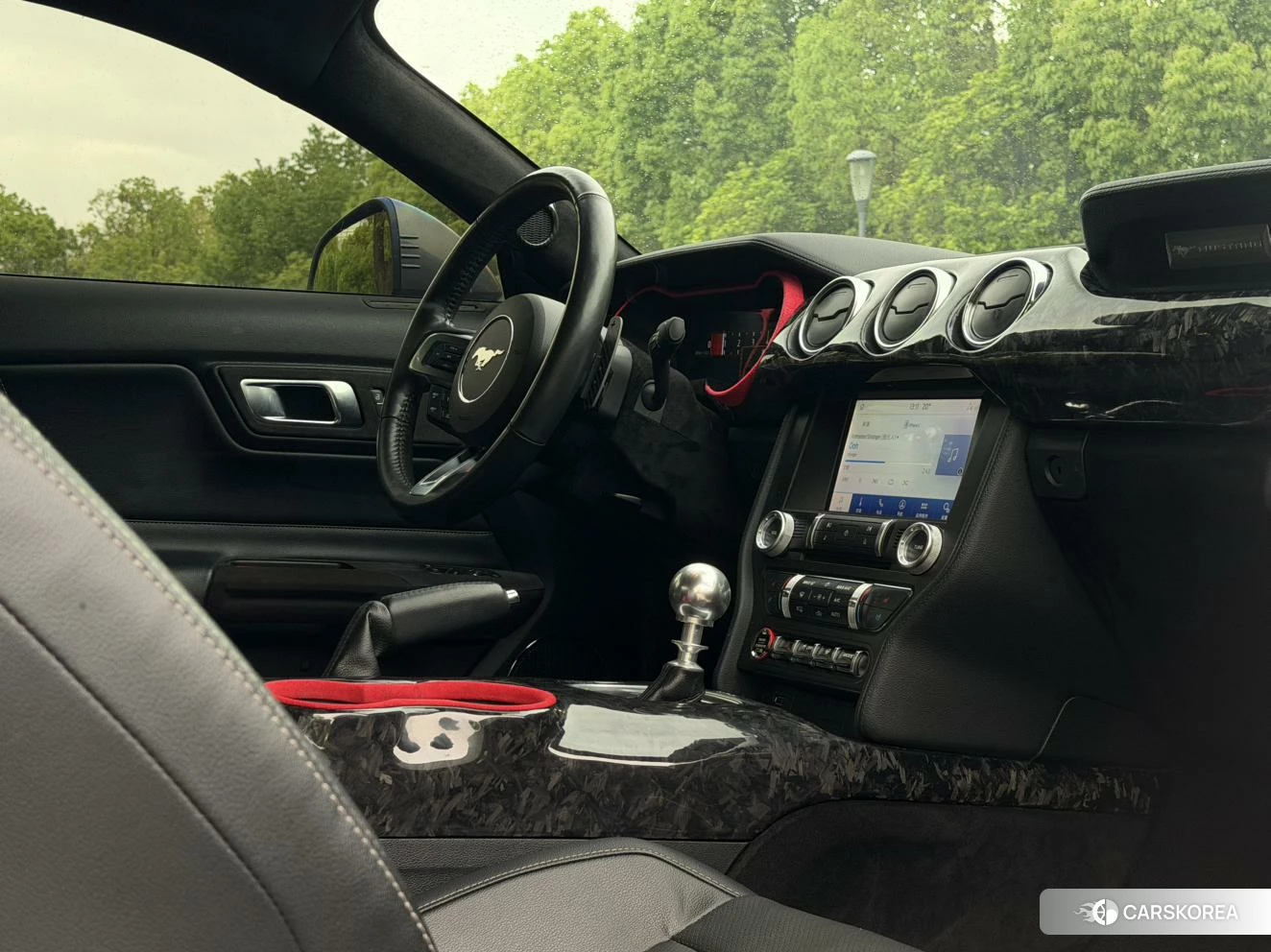 Ford Mustang 2021 Темно-серый из Китая, фото 3