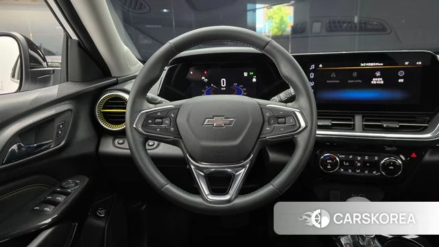 Chevrolet (GM Daewoo) Trax Crossover 2023 Белый из Кореи, фото 3