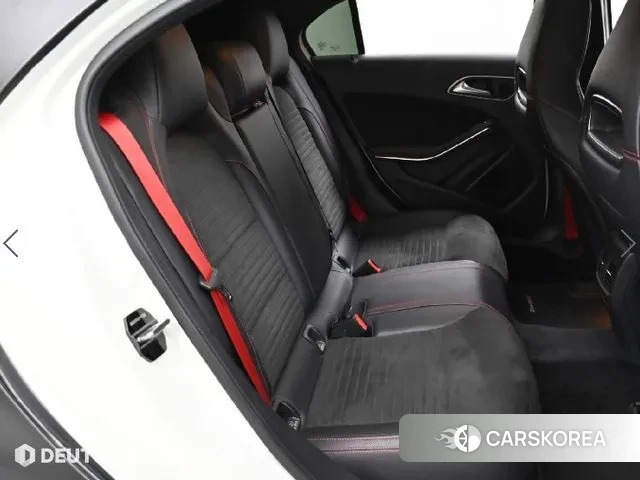 Mercedes-Benz A-Class W176 2018 Белый из Кореи, фото 3