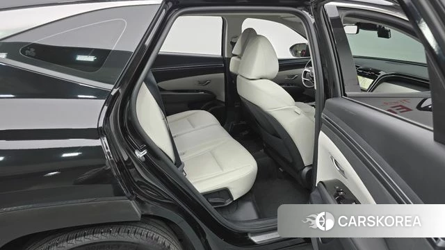 Hyundai Tucson (NX4) 2022 Черный из Кореи, фото 3