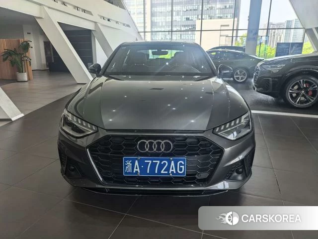 Audi A4L 2024 Темно-серый из Китая, фото 3