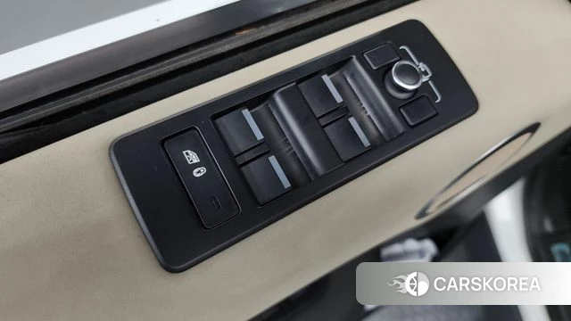 Land Rover Discovery 5 2019 Белый из Кореи, фото 3