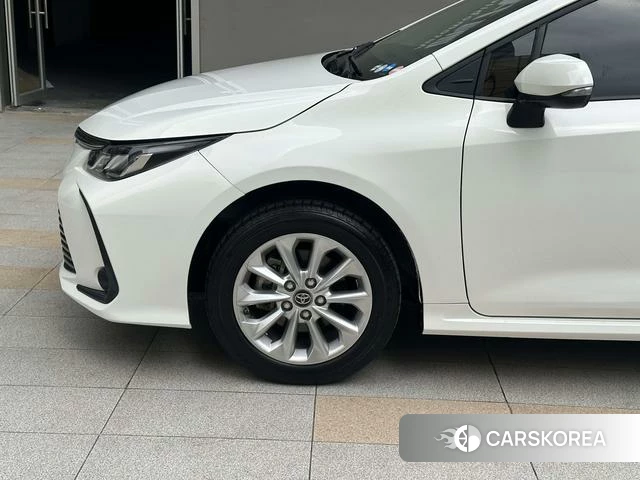 Toyota Corolla 2022 Белый из Китая, фото 3