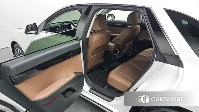 Hyundai Grandeur (GN7) 2023 Белый из Кореи, фото 3