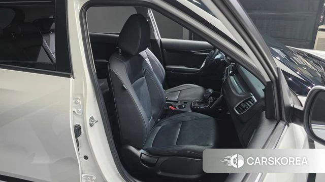 Kia Seltos 2022 Белый из Кореи, фото 3