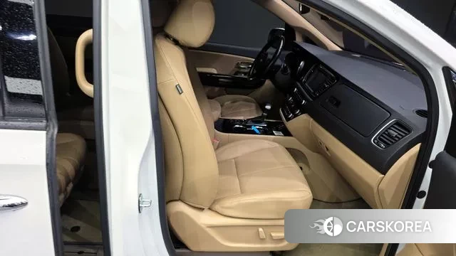 Kia The New Carnival 2020 Белый из Кореи, фото 3