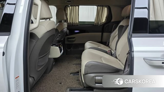 Kia Carnival 4th generation 2023 Белый из Кореи, фото 3