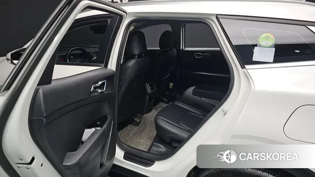 Kia Sportage 5th Generation 2022 Белый из Кореи, фото 3