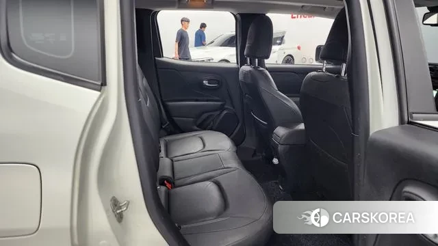 Jeep Renegade id 2902659 из Кореи 3