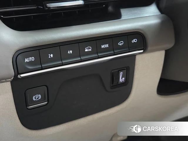 Cadillac Escalade 5th Generation 2023 Черный из Кореи, фото 3